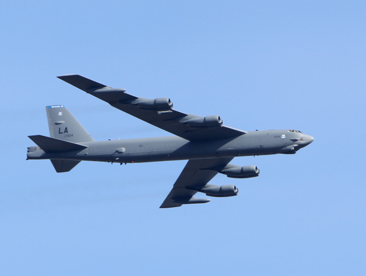 Reuters: Бомбардировщик ВВС США пролетел над Южной Кореей в ответ на заявление КНДР об испытании водородной бомбы