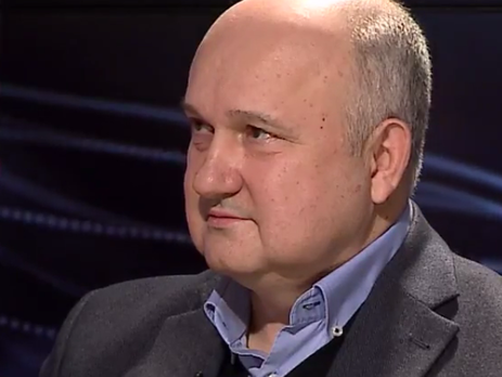 Смешко: Заявление министра обороны о ненужности контрактной армии говорит о кадровой политике коалиции