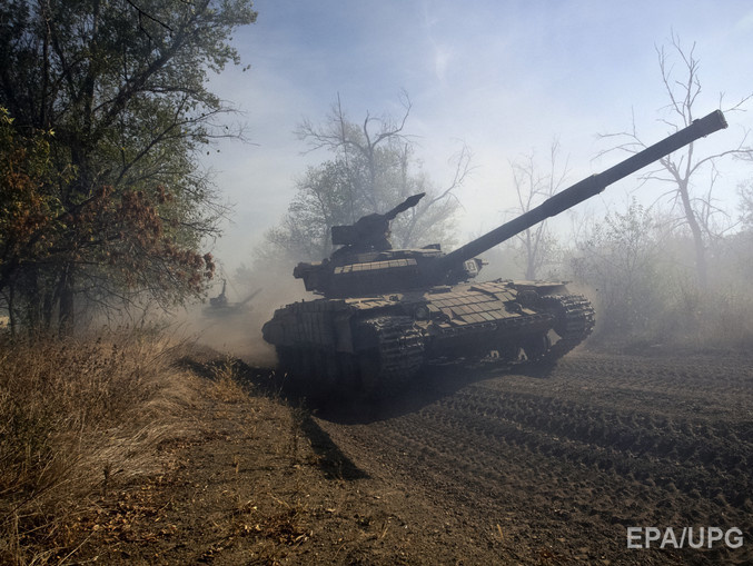 Спецмиссия ОБСЕ: Боевики "ЛНР" проводят учения, стреляя из танков, которые должны быть отведены