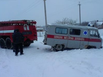 В Украине из-за непогоды по-прежнему без электричества 10 населенных пунктов