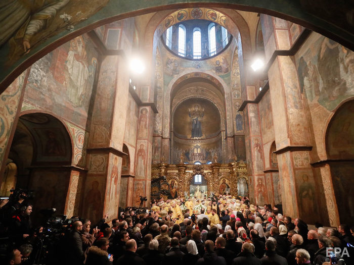 В Киеве впервые стартует крестный ход Православной церкви Украины. Трансляция