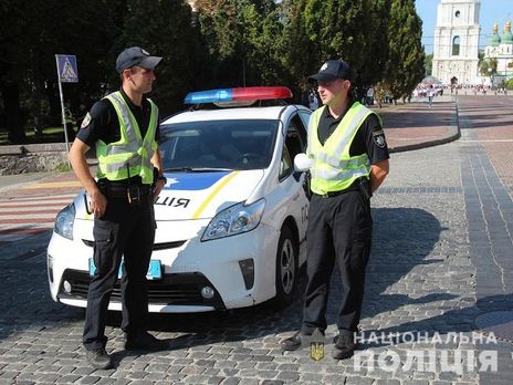 ﻿Поліція несе службу в посиленому режимі під час хресного ходу ПЦУ в Києві