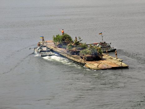 На Донбассе прошли учения военных Объединенных сил. Фоторепортаж