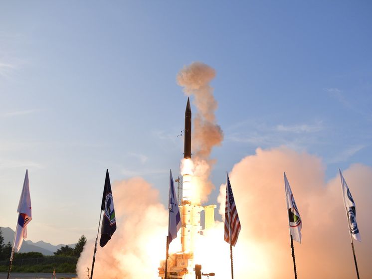 Израиль закончил испытания новой системы ПРО для перехвата ракет в космосе