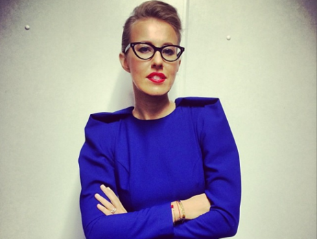 Собчак носит вышиванку от украинского дизайнера