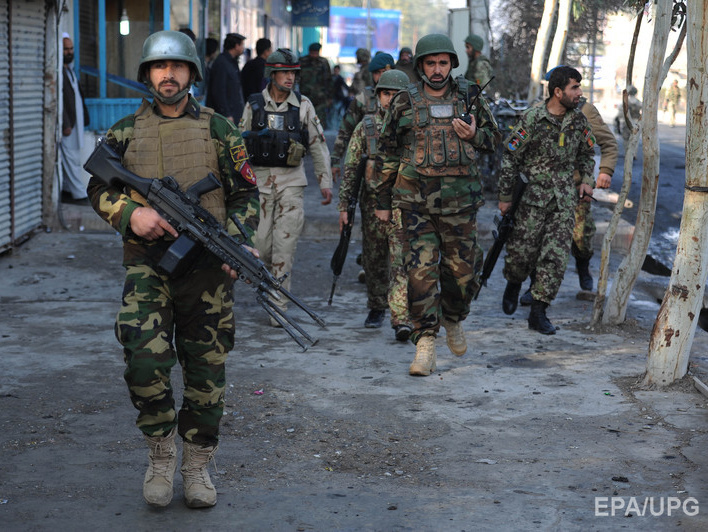 В результате нападения на консульство Пакистана в афганском Джелалабаде погибли пять человек