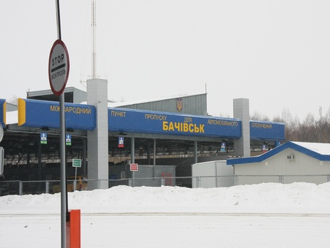 Украинские пограничники задержали поляка, пытавшегося выехать в Россию по паспорту покойного украинца