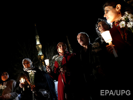 В Турции прогремел взрыв возле полицейского участка, погибли пять человек