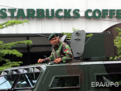 В Джакарте прогремела серия взрывов. Фоторепортаж