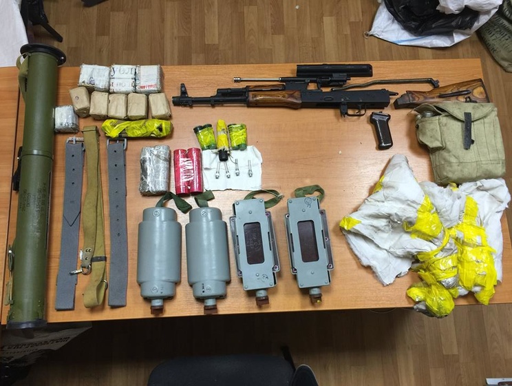 СБУ: В Днепропетровской области обнаружены шесть тайников с оружием и боеприпасами