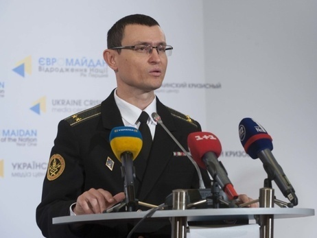 Начиная с января украинским военнослужащим по контракту повысят зарплату