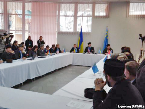 В Херсонской области проходит заседание исполкома Всемирного конгресса крымских татар