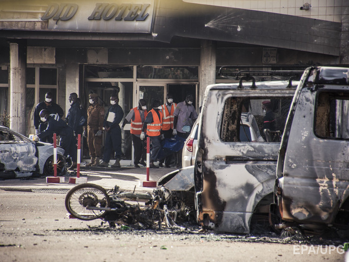 Президент Буркина-Фасо: Жертвами теракта в Уагадугу стали 28 человек