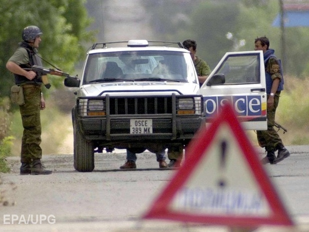 ОБСЕ осудила обстрел своего автомобиля под Марьинкой