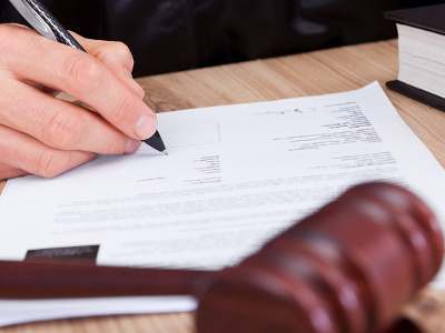 Суд в Одессе взял под стражу мэра Затоки за земельные махинации