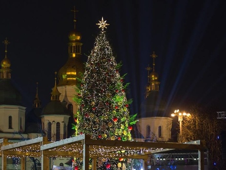 КГГА: Демонтаж главной елки Украины продлится неделю