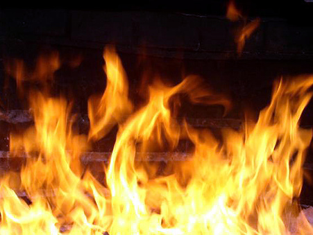 В оккупированном Крыму сгорела машина председателя местного меджлиса