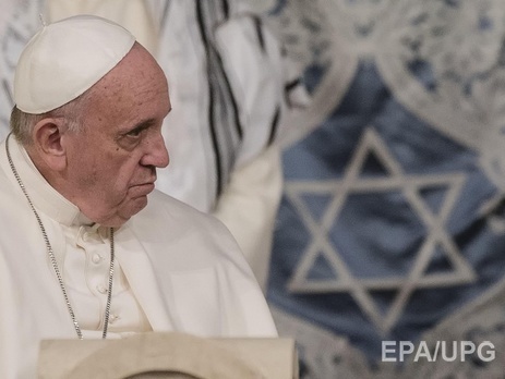 Папа Римский Франциск стал третьим в истории понтификом, посетившим синагогу. Фоторепортаж