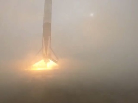 Глава SpaceX Маск показал посадку первой ступени Falcon 9