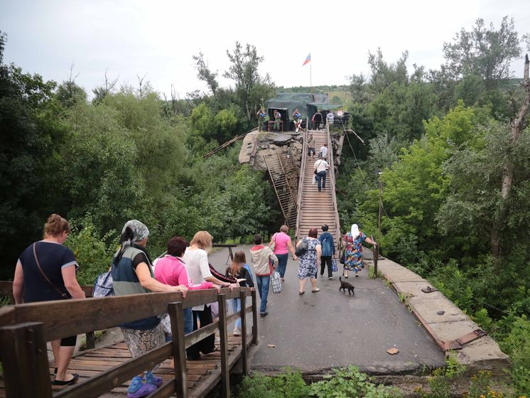 ﻿У Мінську домовилися про початок розмінування територій біля мосту у Станиці Луганській із 1 серпня – Оліфер
