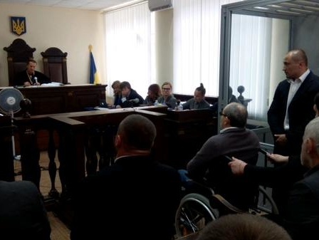 Суд по делу Кернеса допросил потерпевшего и свидетеля и объявил перерыв до 25 января