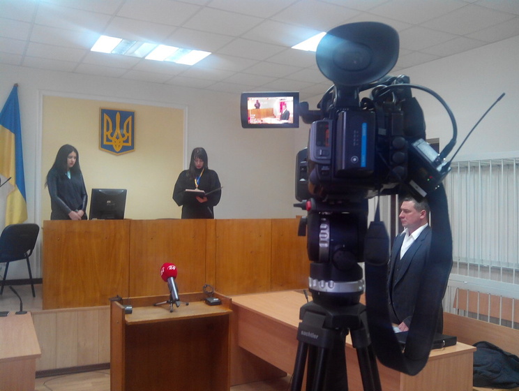 Полковник СБУ, разбивший камеру журналистам программы "Схемы", осужден к двум суткам гауптвахты