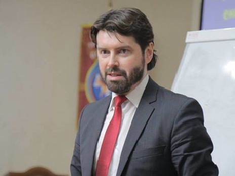 Новак: К осени начнет расти спрос на иностранную валюту – прежде всего, доллар. Тогда можно ожидать снижение курса гривны, надеюсь, незначительное