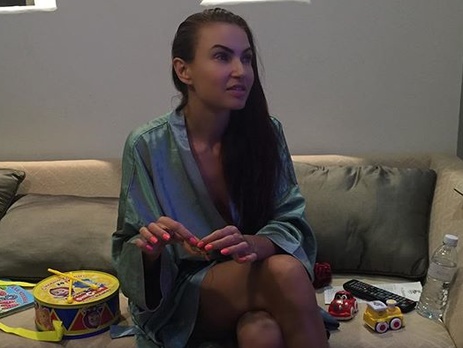 Бледанс поцеловала Лолиту в губы. Фото