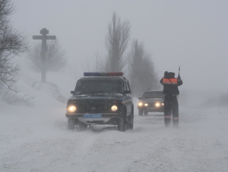 В четырех областях ограничен проезд транспорта по автодорогам из-за непогоды