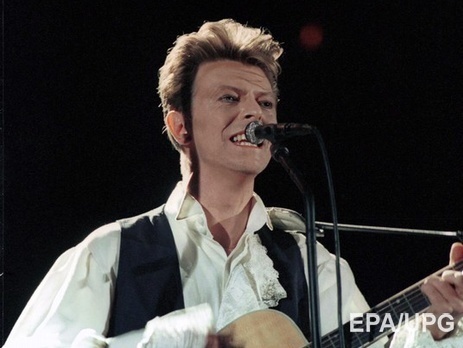 Фанаты Боуи не позволили Уэсту записать трибьют песен музыканта