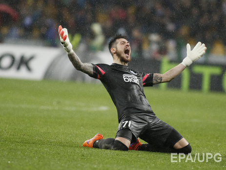 Вратарь сборной Украины Бойко перешел в турецкий 