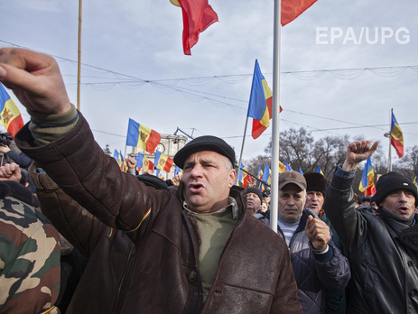 В Молдову не пустили журналистов трех российских телеканалов