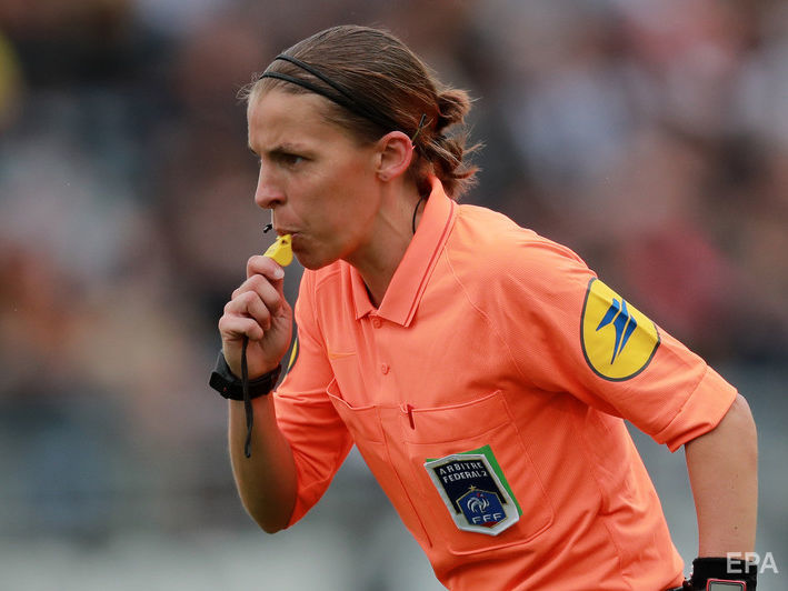 ﻿Судити матч за Суперкубок УЄФА вперше буде жінка