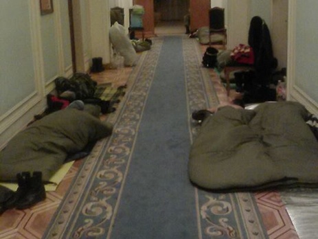 Восемь активистов из Кривого Рога голодают под кабинетом Гройсмана