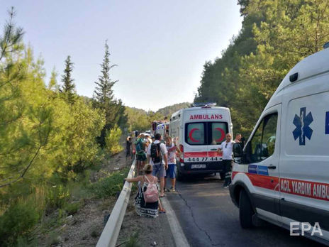 ﻿У Туреччині загорівся автобус із пасажирами, п'ятеро осіб загинули