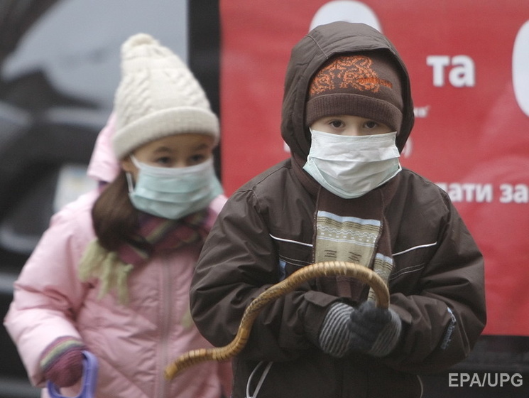 Закарпатская ОГА: Количество больных гриппом и ОРВИ превысило эпидемиологический порог, в школах области объявлен карантин 