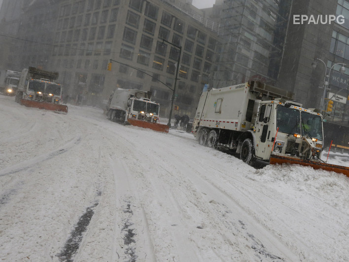 В Нью-Йорке введен режим ЧП в связи со снегопадом