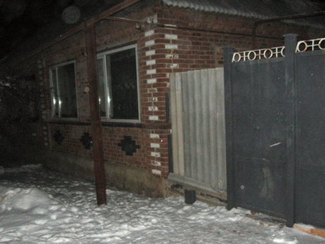 В Донецкой области мужчина, ограбивший магазин, взорвал гранату в доме, где находились дети