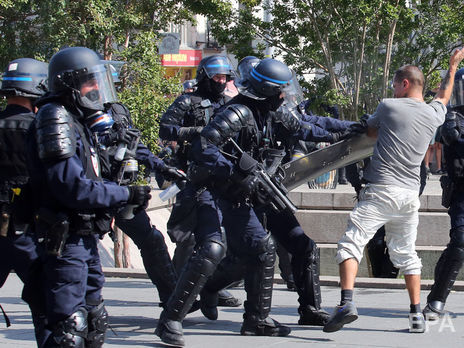 40 демонстрантов задержаны во французском Нанте после столкновений с полицией. Фоторепортаж