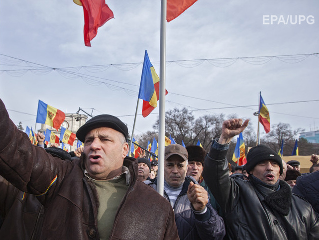 В Молдове протестующие грозят заблокировать аэропорты и железные дороги