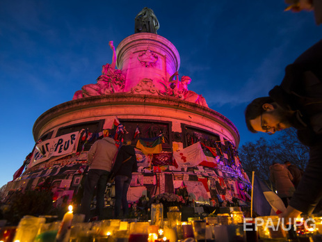 Опубликовано видео с угрозами парижских террористов, записанное до терактов 13 ноября 2015 года
