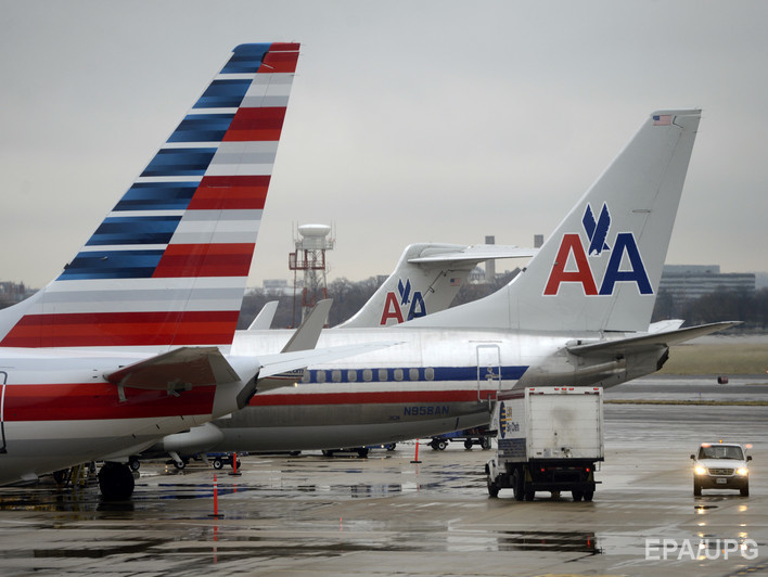Самолет American Airlines совершил вынужденную посадку из-за турбулентности