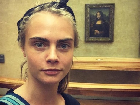 Делевинь показала 