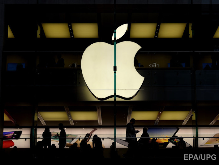 Apple заявляет о рекордно медленном росте продаж iPhone