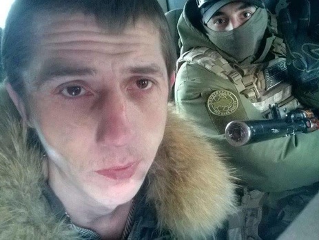 Журналист Шовкошитный: Мобильная группа задержала боевика, который 10 месяцев спокойно пересекал блокпосты ВСУ