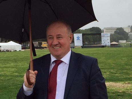 Рада рассмотрит сложение мандата нардепом Чумаком