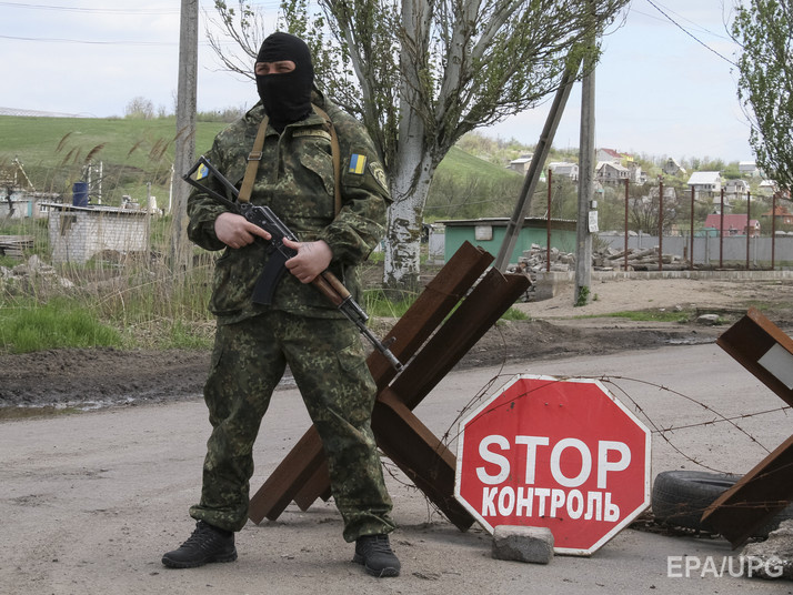 В Луганске правоохранители задержали полицейского по подозрению в госизмене