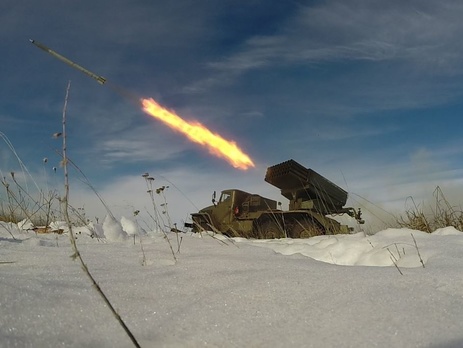 Украинские артиллеристы выполнили боевые стрельбы по морским целям