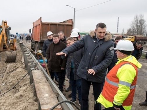 Суд разрешил провести обыски в КГГА по делу о завышении стоимости строительства киевской окружной дороги