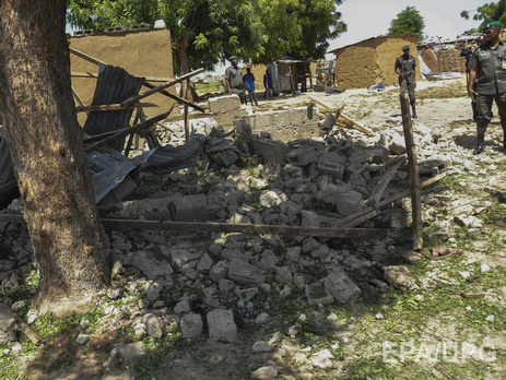 Около ста человек погибли в результате нападения боевиков 